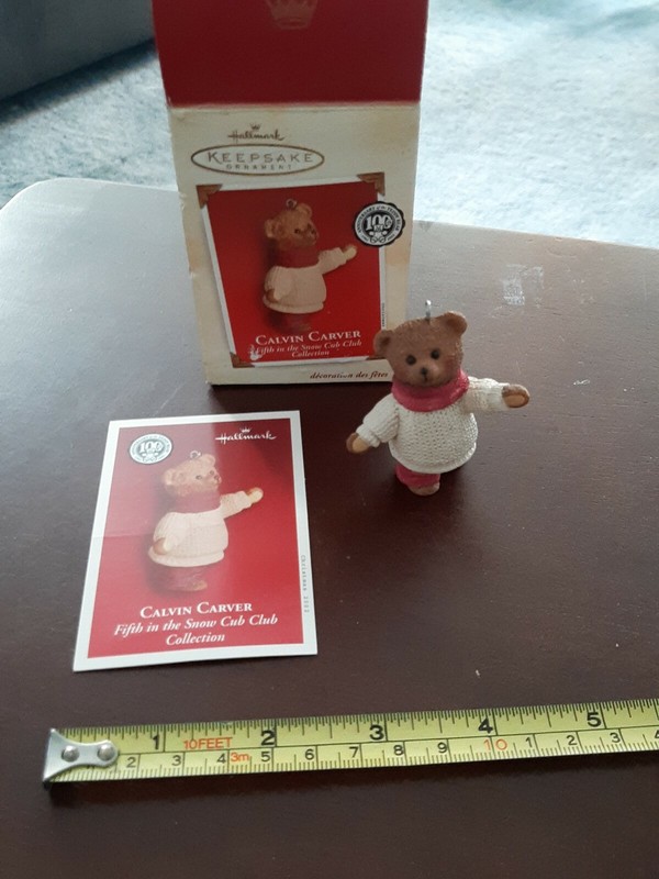 CALVIN CARVER HALLMARK KEEPSAKE 2002 5TH IN THE SNOW CUB CLUB COLLECTION NIB-SFH