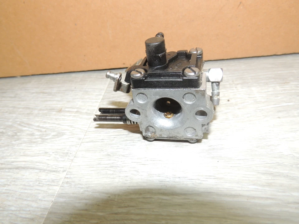 Stihl OEM 032AV Chainsaw Carburetor Marvel Schebler, Complete - Image 3 of 4