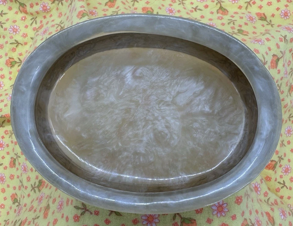 Винтажное акриловое мыльное блюдо Wamsutta Golden Pearl «Adagio» Lucite 6 дюймов X4 дюйма X2 овальное золото - Изображение 3 из 4