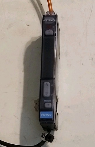 Keyence FS-V22 Fiber Optic Amplifier - Free Shipping