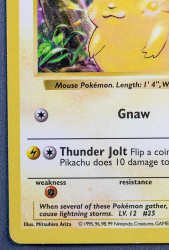 Moderately Played - Pokémon TCG 1999 Pikachu Base Set Shadowless Yellow Cheeks - Picture 4 of 12