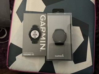 Garmin Forerunner 935 GPS Running/Triathlon Watch Black with Charging Cable