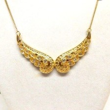 AVON HEAVENLY ANGEL WINGS NECKLACE GOLDTONE NEW SEALED