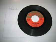 Pop 45  -  Sandie Shaw  -  Long Live Love  -  1965