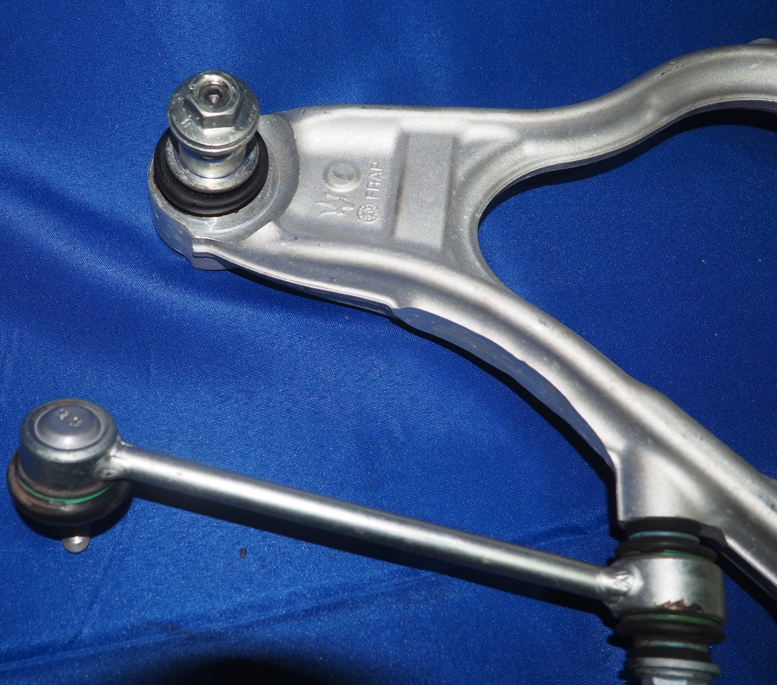 2022-2026 Maserati MC20 MCPura Right Rear Upper Control Arm Lever 1500 Miles OEM