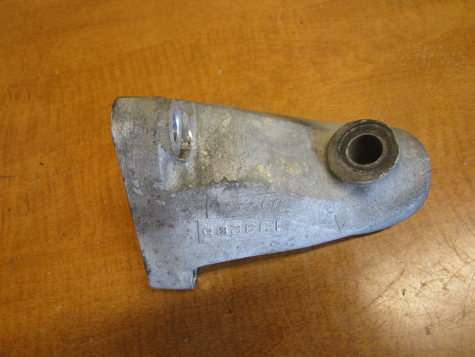 Ferrari 348,Mondial t - Motor Mount Bracket  P/N 133285