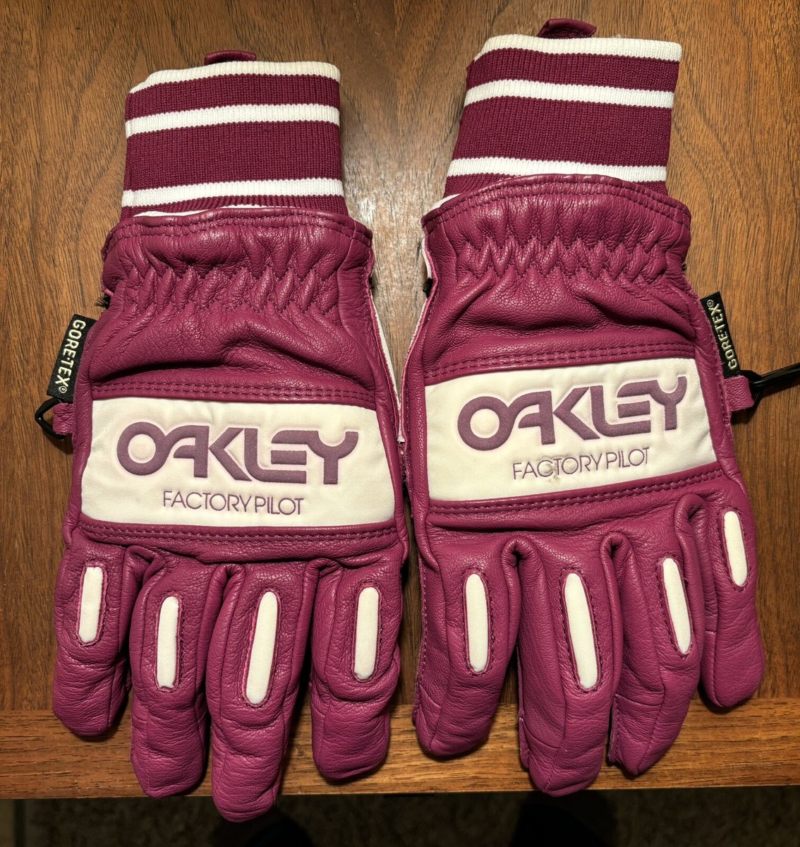 Vintage Oakley Factory Pilot Gloves sz Small Purple Goat Skin GORE