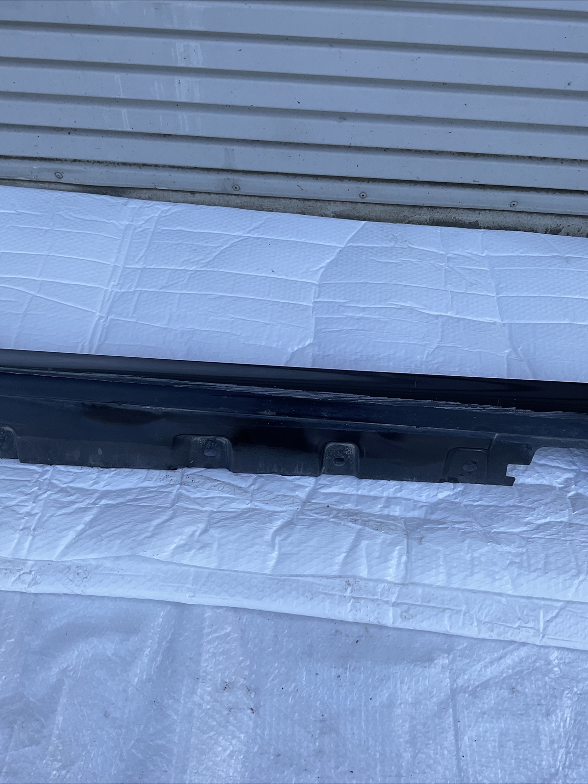 06-10 Bentley Flying Spur  Right Side Skirt Roker Molding OEM