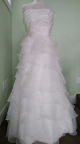ALFRED ANGELO Diamond White wedding dress Style 2299 sz 18 Beautiful dress❤️ - Picture 3 of 8