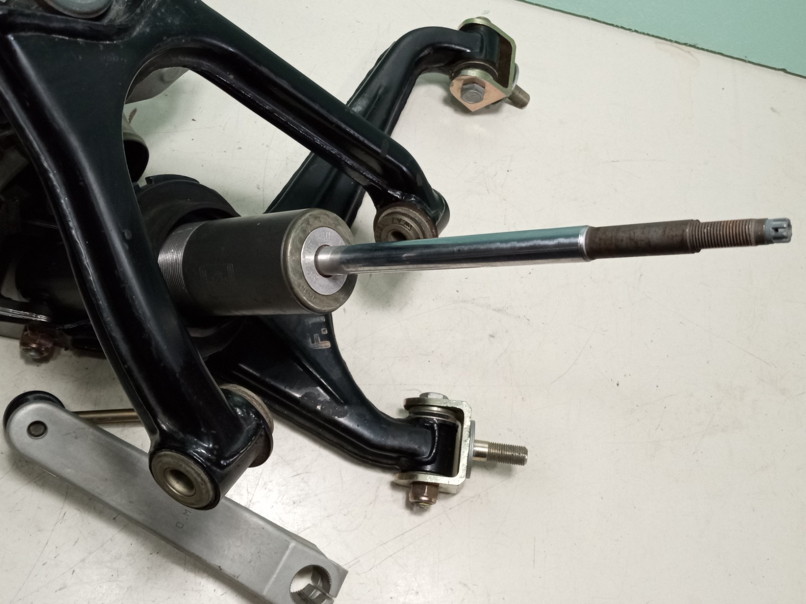 Ferrari 355 Front Suspension Assembly_Spindle_Bilstein Shock Absorber_157307_LF
