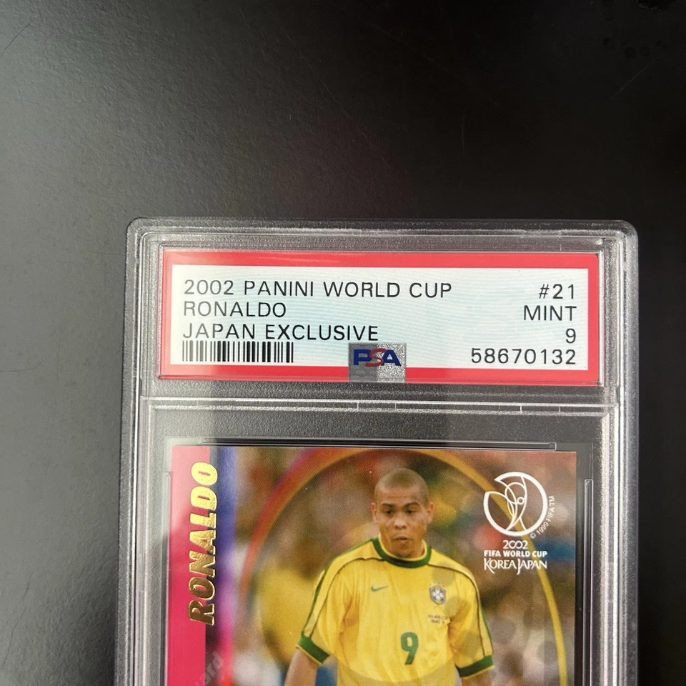 2002 Ronaldo #21 Panini World Cup Card Korea / Japan Exclusive PSA 9 Mint - Image 2 of 4
