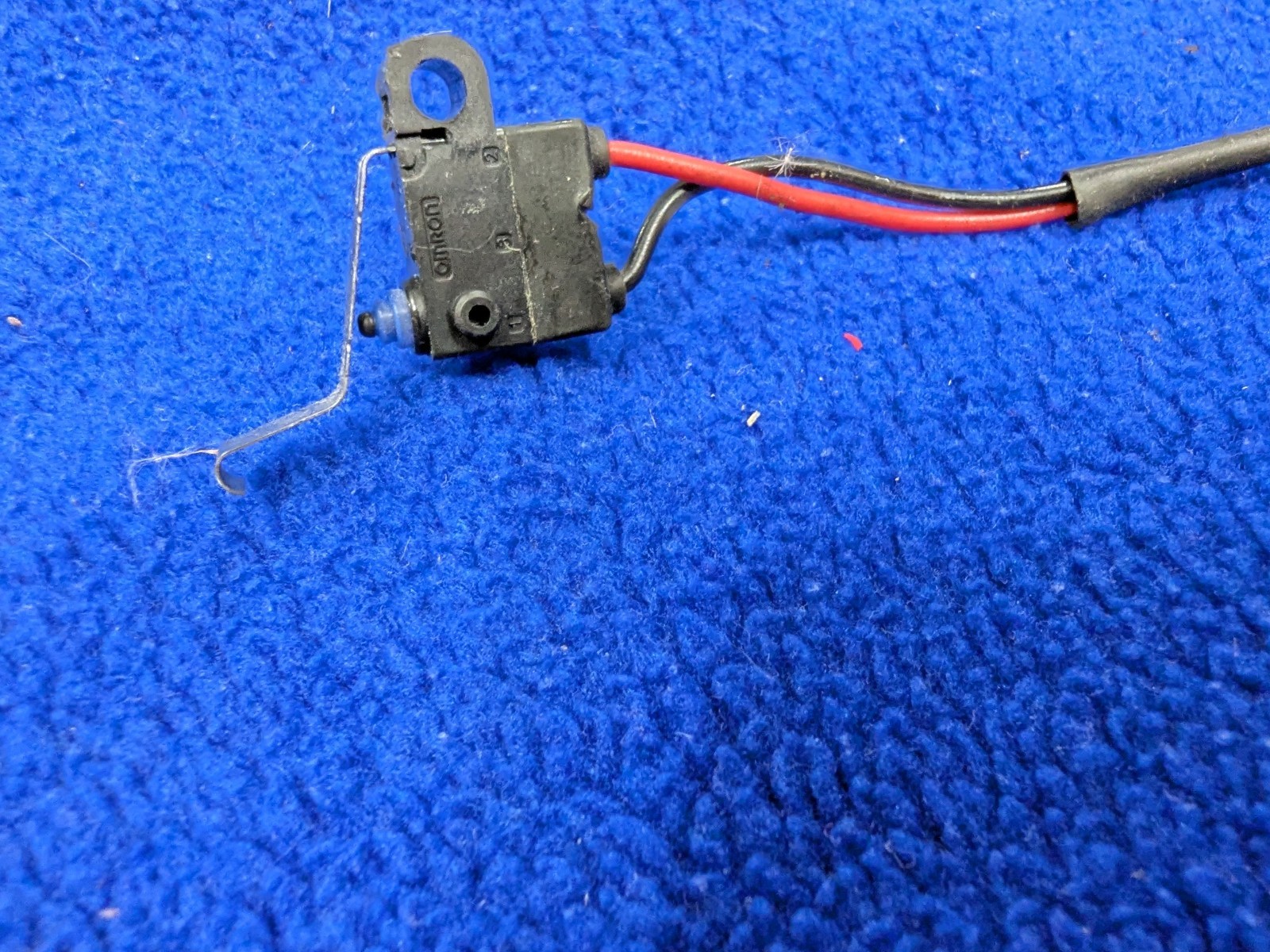 Maserati GranTurismo 2010-2019 Micro switch