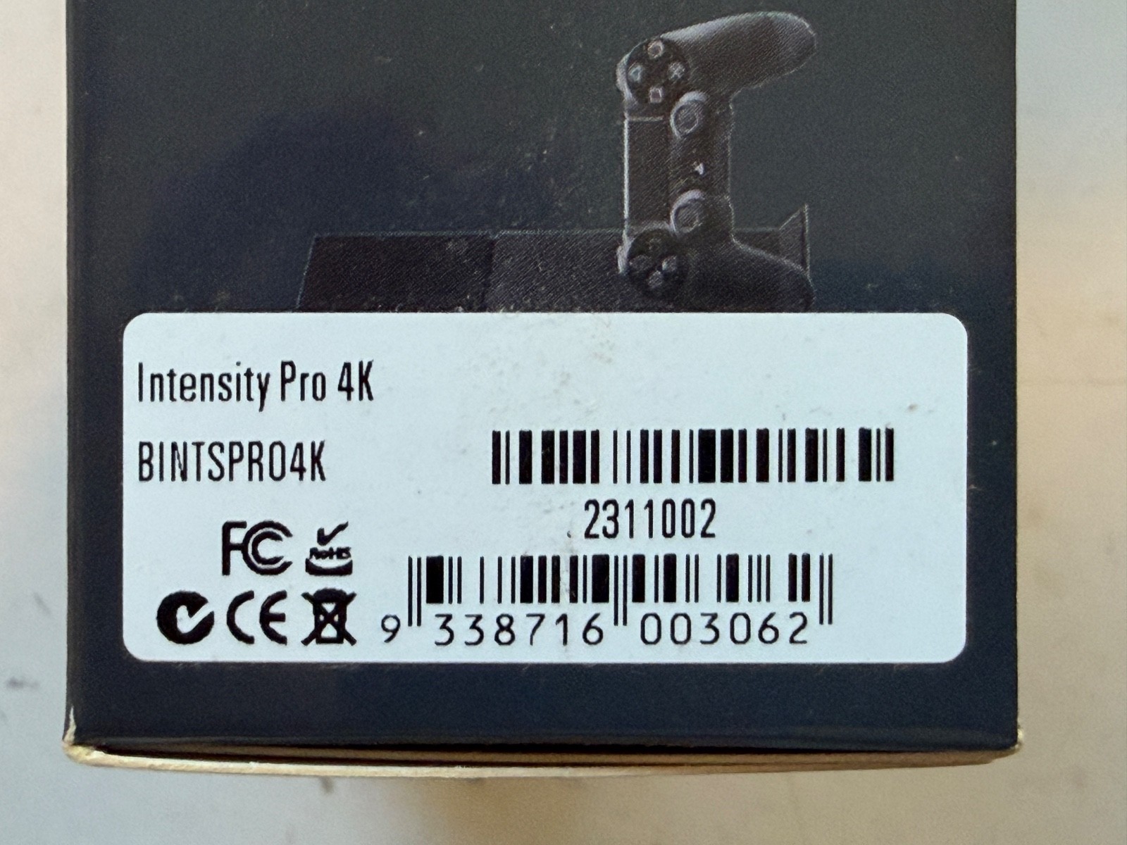 как выглядит Blackmagic Design Intensity Pro 4K Capture Card and Breakout Cables 338716 00306 фото