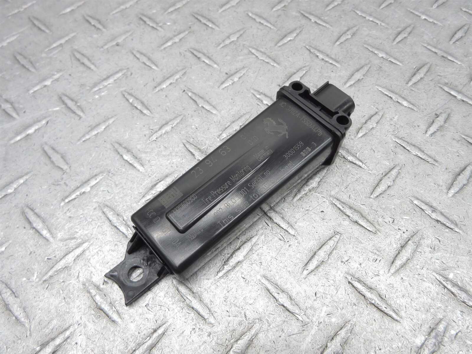 2008 Ferrari F430 Spider 239463 TPMS Tire Pressure Monitor System Antenna Unit