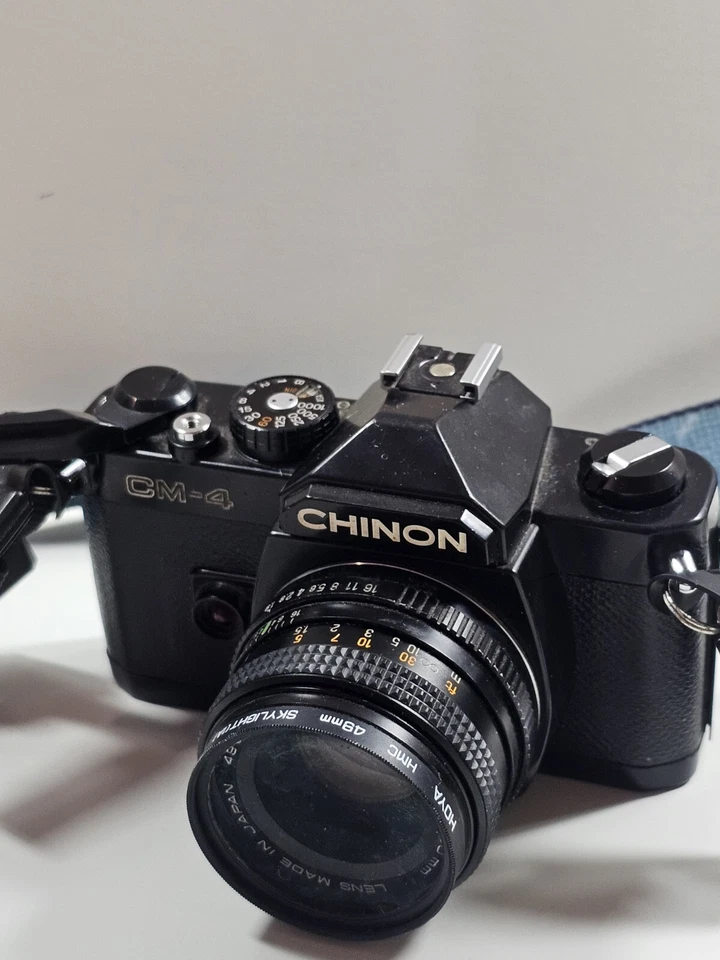 Boîtier boîtier Chinon CM-4 appareil photo reflex argentique Dans L'état - Photo 2/4