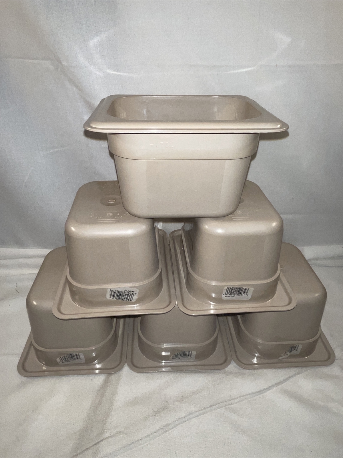 Cambro 1/8x4” Hp -Pan 1/6 Size Food Pan - 6"D, Non-Stick, Sandstone Case of 6