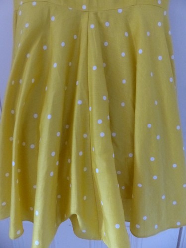 Gorgeous Boden UK14P fit and flare bright yellow dress, white dots, knee length - Picture 16 of 18