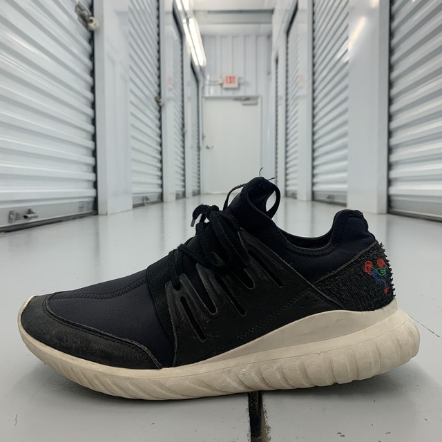 Size 10 - adidas Tubular Radial CNY 