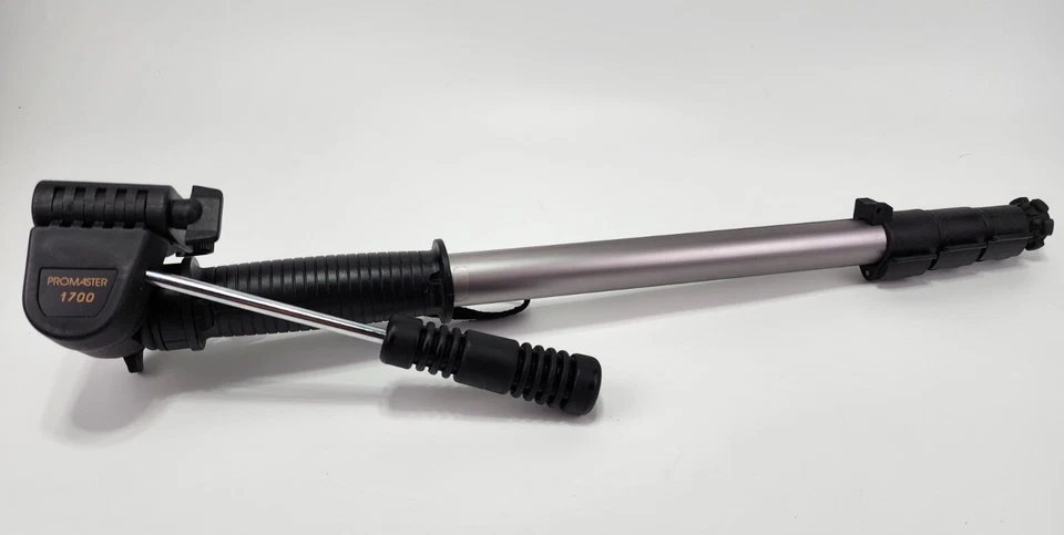 PROMASTER 1700 Photo/Video Monopod In Box • 67.5in Extendable - Image 2 of 4