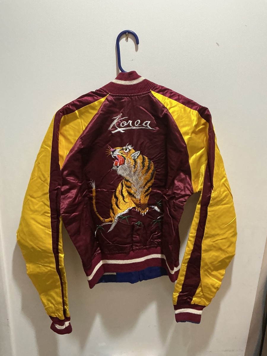 True Vintage 1950s Sukujan Korea Silk Souvenir Jacket Reversible
