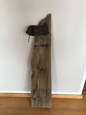 Antikes handgeschmiedetes T&uuml;rschloss &ndash; 19. Jh. &ndash; Eisen & Eichenholz &ndash; Unikat