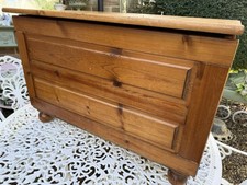 Pine Blanket Box - Chest - Ottoman - Storage - Toy Box with Hinged Lid