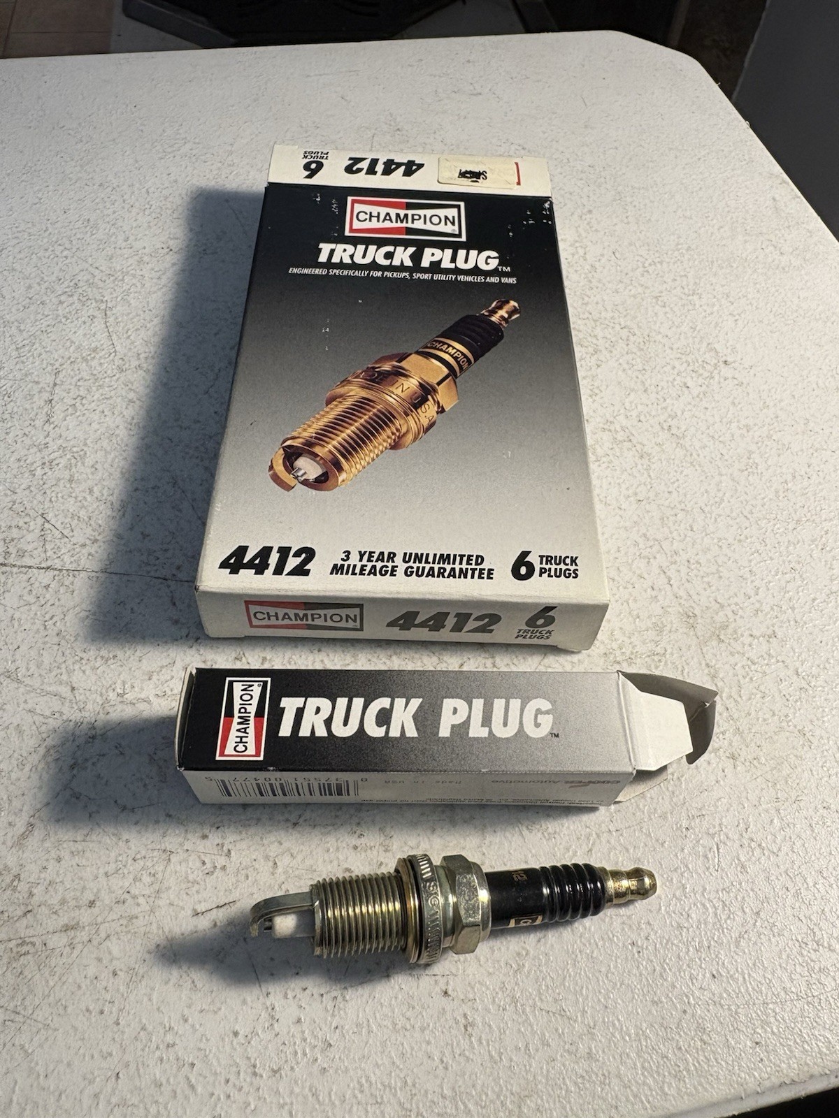 CHAMPION 4412 Spark Plug Set of 6 Fits Jeep Cherokee Wrangler 4.0L RAM 4.7L