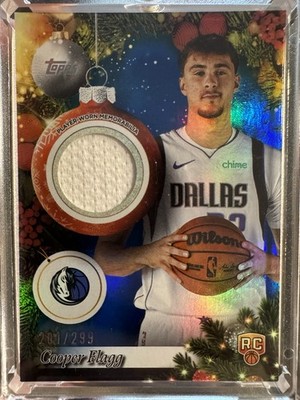 2025-26 Topps Holiday Cooper Flagg Relics Blue Metallic /299 MEM RC Mavericks