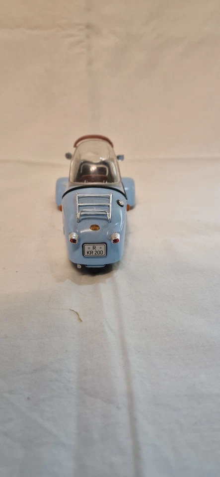 Messerschmitt KR 200  Revell Metall blau , 1:18  - Bild 3 von 4