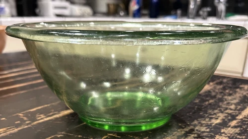 Anchor Hocking Glass Green Uranium Vaseline 10" Mixing Bowl Rolled Edge