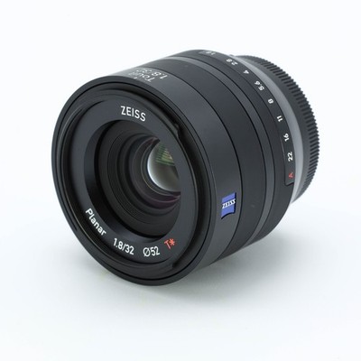 Carl Zeiss ZEISS Touit 1.8/32 X-mount From Japan GP00002220