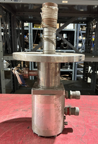 USED AIR PRODUCTS Pneumatic Cryocooler Pump Displex DE-102CT