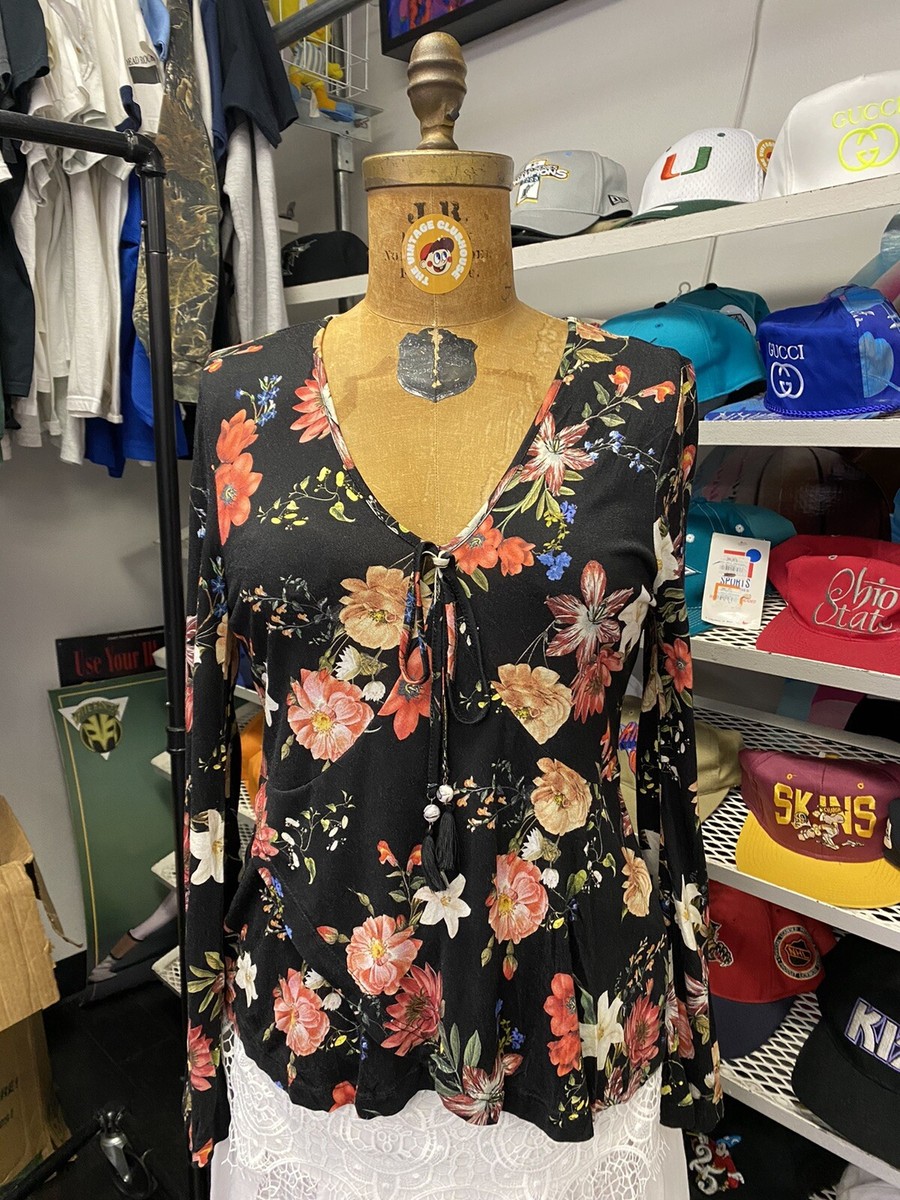 NWT FARM RIO BLACK FLORAL LONG SLEEVE WRAP TOP STYLE 266019 | eBay