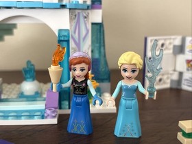 Lego Disney 100% Elsa's Sparkling Ice Castle 41062 + BONUS 41169 Olaf