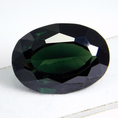 Hochwertig 25.30 Ct Natürlicher Brasilianischer Grüner Turmalin IGL