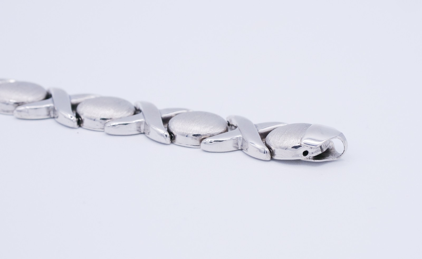 Sterling Silver 925 XOXO Large 14mm 7" Hugs and Kisses Polished Ladies Bracelet