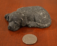 VINTAGE SANDICAST SLEEPING BLACK LAB LABRADOR DOG PUPPY SCULPTURE SIGNED USA