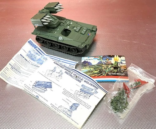 Original VTG 1983 GI Joe Wolverine Cover Action Figure Vehicle W/ Manual NICE!!