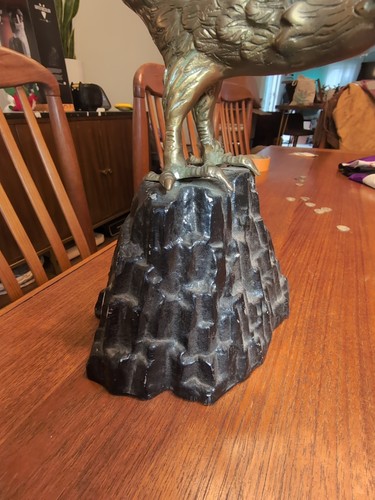 BRASS VINTAGE AMERICAN EAGLE STATUE SITTING ON Mountain 18" Tall - Picture 3 of 13