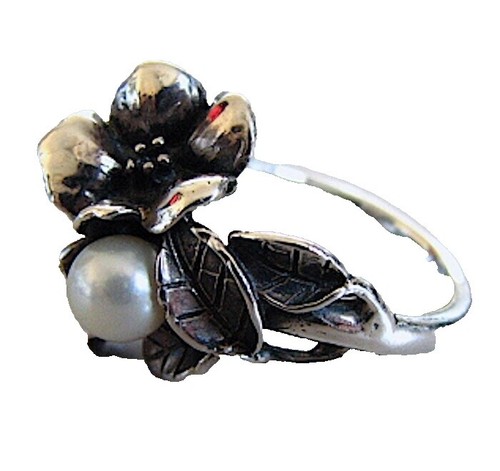 Trollbeads The Kiss Ring, US size - 6, rare, retired 2018 | eBay