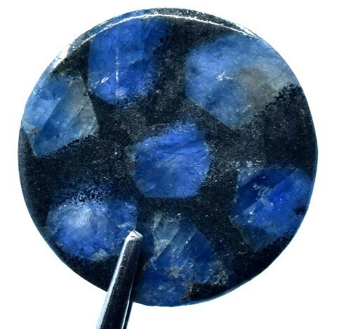Saphir trapiche de Birmanie 18,75 ct avec certificat gemmologique