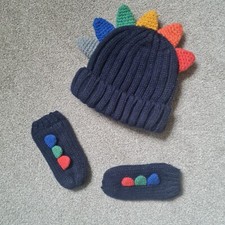VGC NEXT toddler hat & mittens setwith 3D rainbow dinosaur spikes age 1-2 years