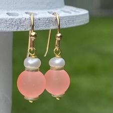 Min Favorit Salmon Pink Sea Glass, White Button Pearl  Gold Pl Drop Earrings