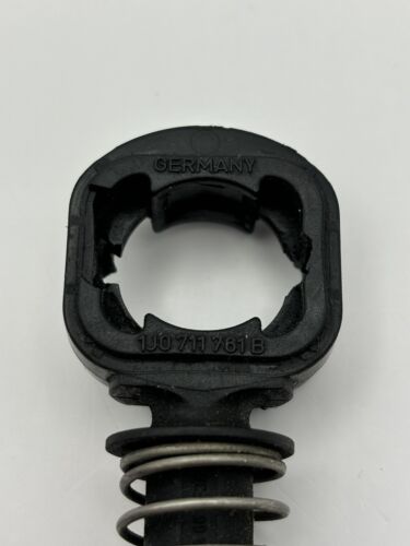 OEM Gear Selector Shaft Cable End Catch VW Bora Golf Jetta MK4 MK5 CC 1J0711761B - Picture 3 of 3