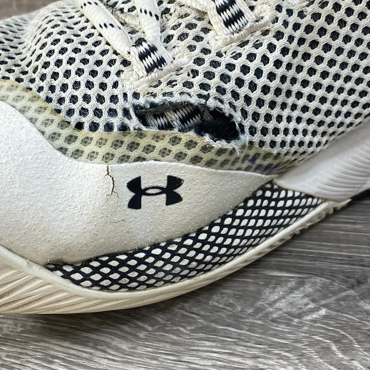 Under Armour HOVR Highlight Ace Athletic Hight Top