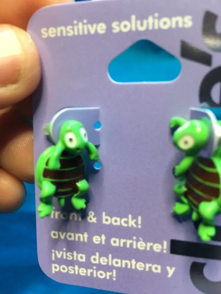 One Cute Pair Of Claire s Lime Green Turtle Front And Back