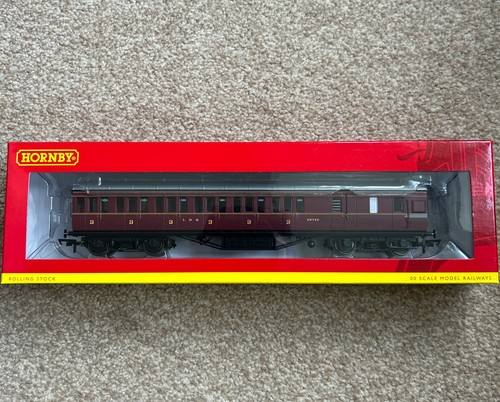 Hornby R4677C LMS Non Corridor 3rd Class Brake Coach "20755"  | Zustand: Used