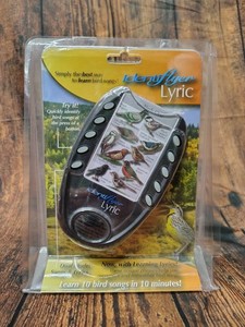 Lyric Identiflyer w/ 1  SongCards 