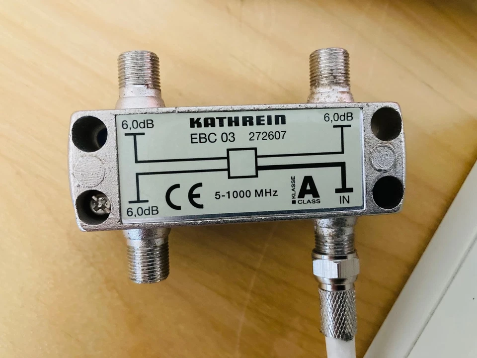 Axing TVS 10 TV-Verstärker für Kabel + Terrestrisch, plus 3-fach-Verteiler EBC03 - Bild 3 von 3