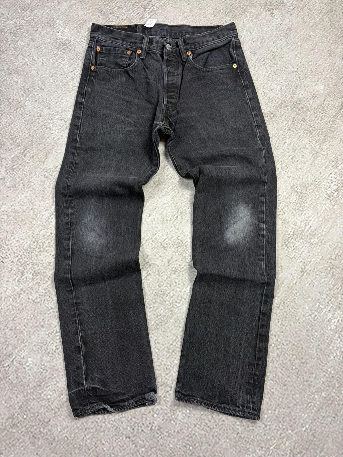 Levi’s 501 90’s/2000 Rare Vintage Faded Jeans Streetwear Y2K Style (J-1007)